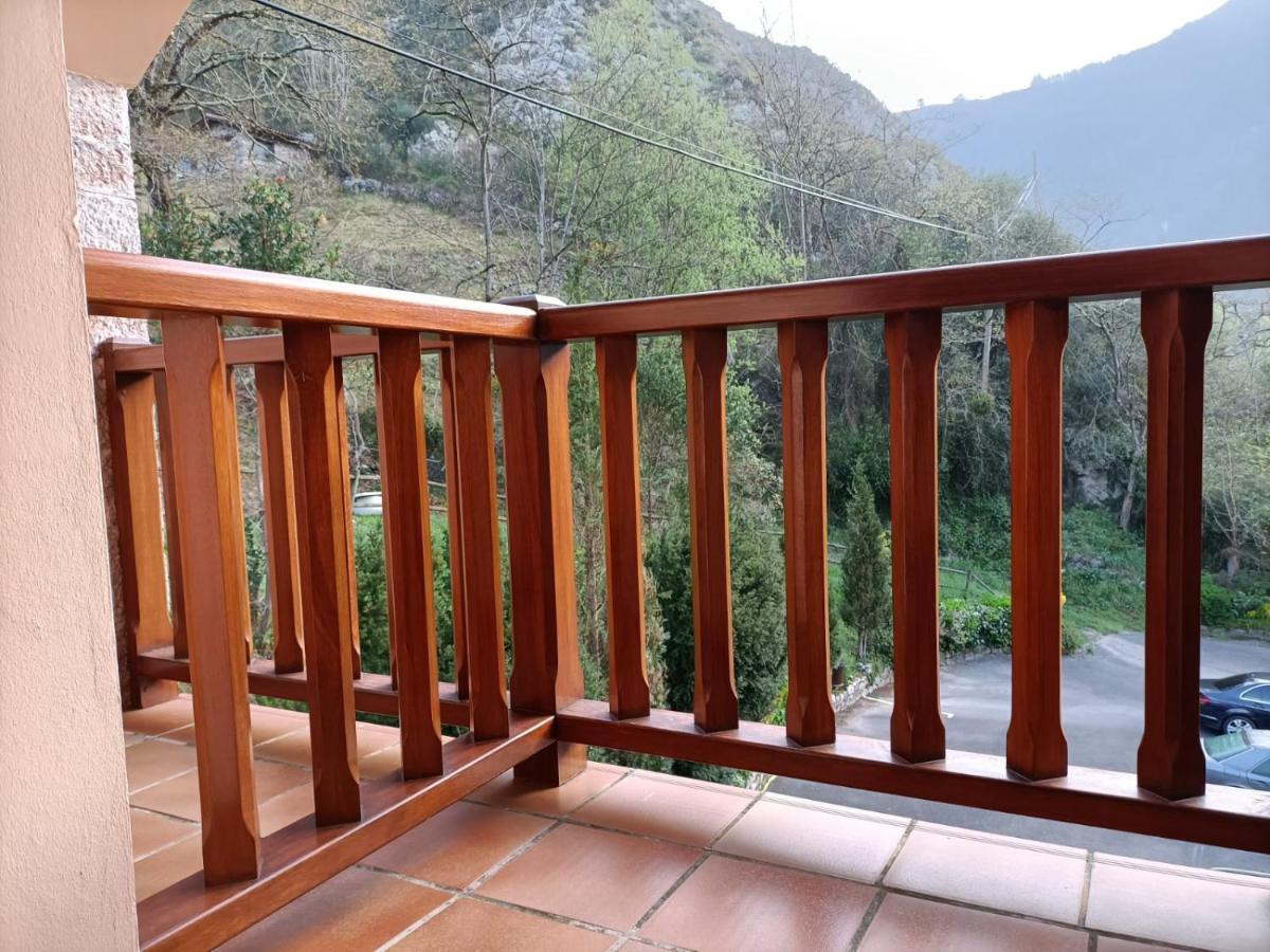 La Salmonera Cangas De Onis Caño エクステリア 写真