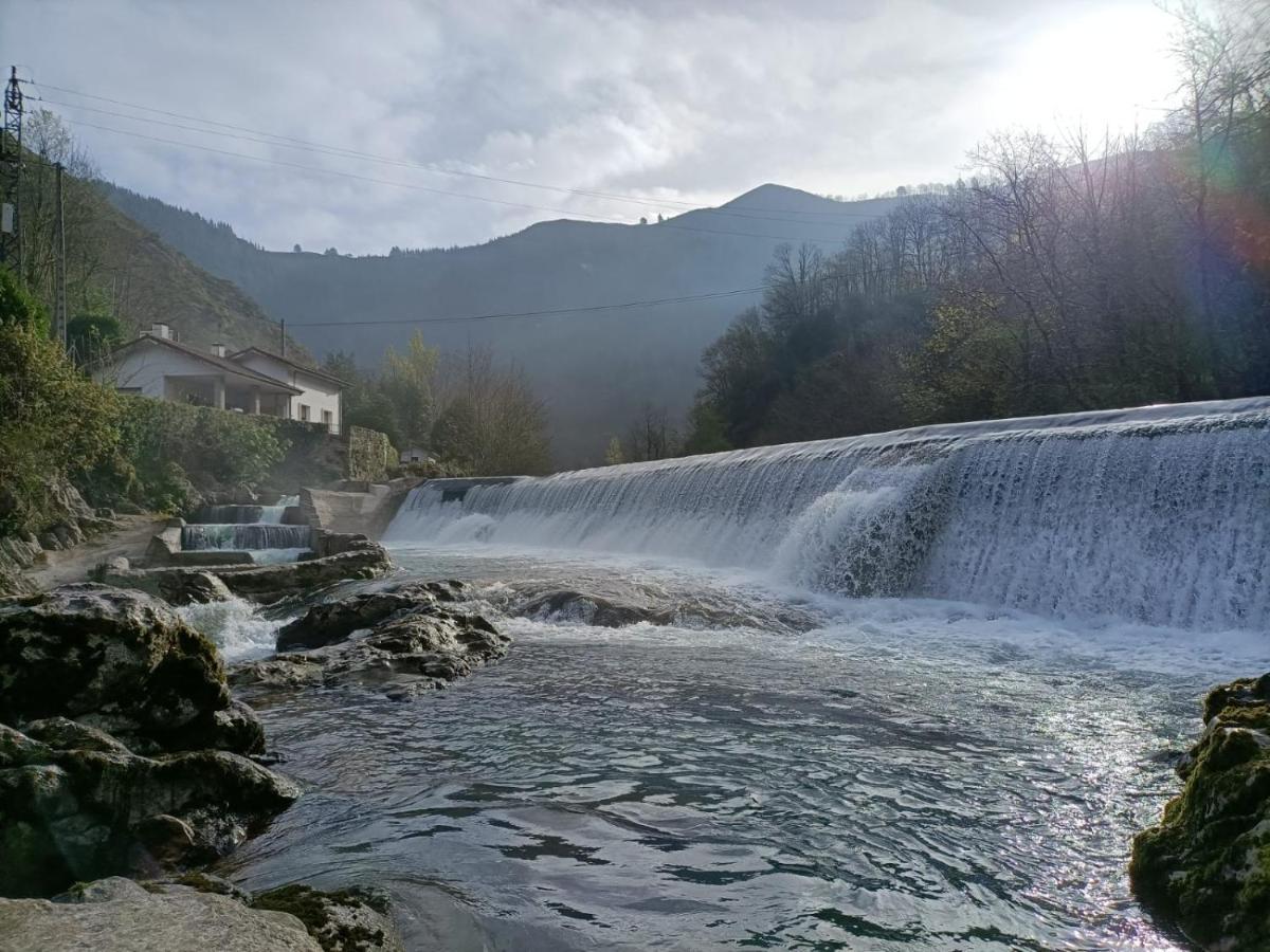 La Salmonera Cangas De Onis Caño エクステリア 写真