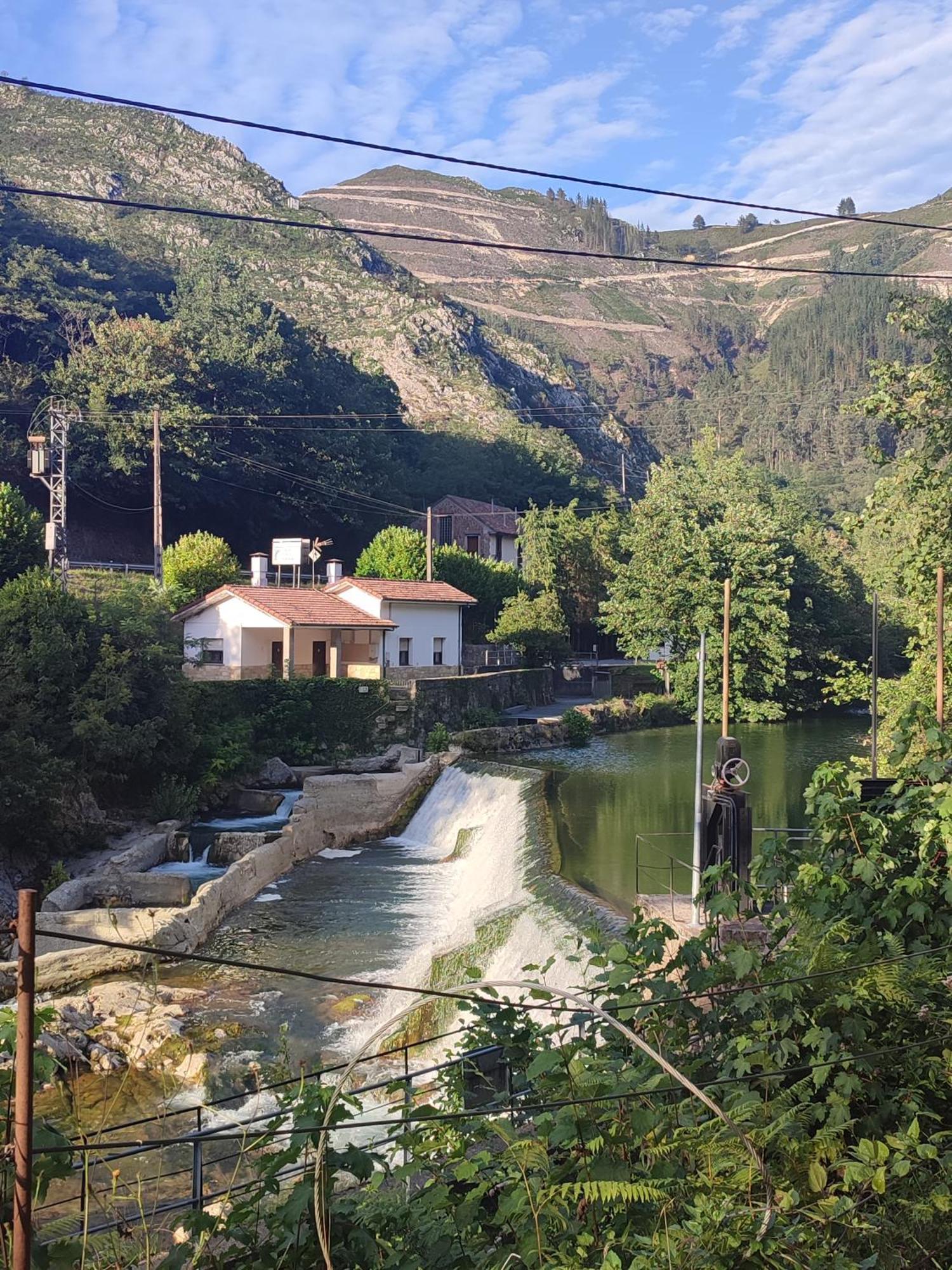 La Salmonera Cangas De Onis Caño 部屋 写真